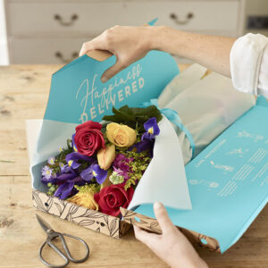serenata-letterbox-flower-delivery
